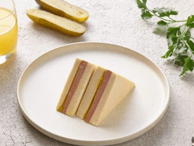 CORNED BEEF & PICKLE SANDWICH - Pureed Level 4